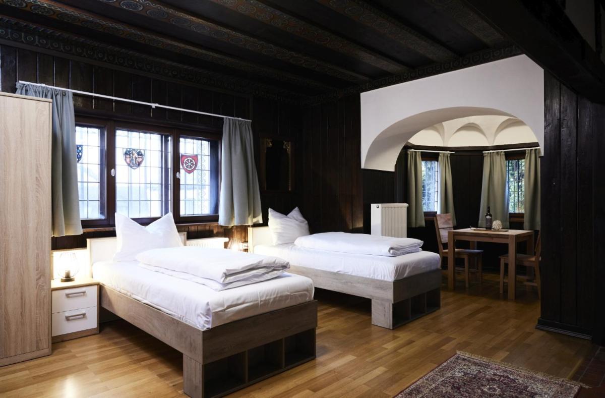 Gentilburg Und Gaertnerhaus Aschaffenburg Apartment ภายนอก รูปภาพ